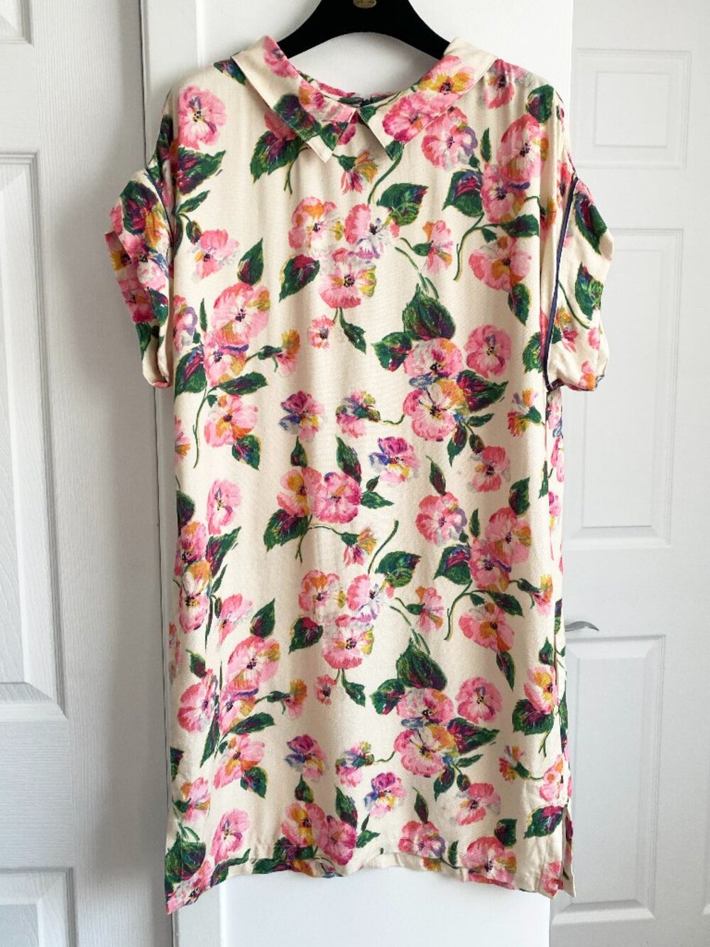 Bellerose Pink Floral Dress, Fits like size 14 years